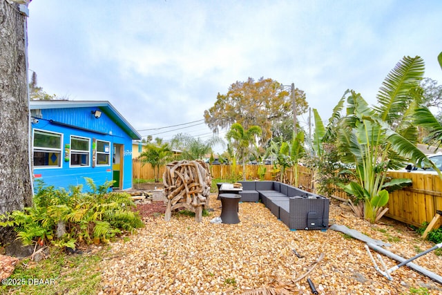 view of yard with an outdoor living space