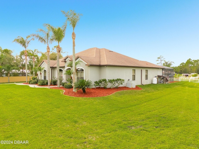 540 Leeway Trl, Ormond Beach, FL 32174 - view of side of property with stucco siding
