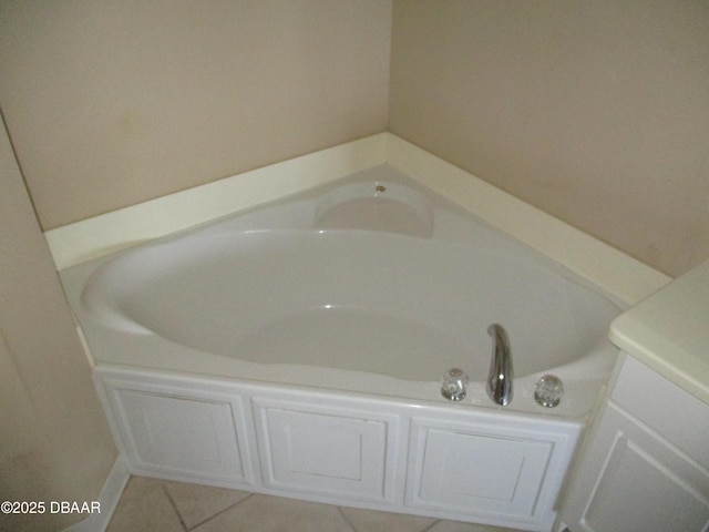 2055 S Atlantic Ave Unit 1004, Daytona Beach, FL 32118 - bathroom view of a garden tub