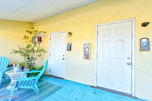 421 N Peninsula Dr, Daytona Beach, FL 32118 - entrance to property with stucco siding