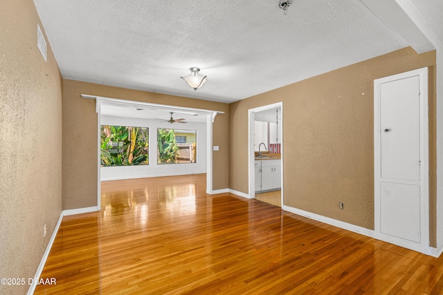 312 Waverly Cir, Daytona Beach, FL 32118 - photo 7