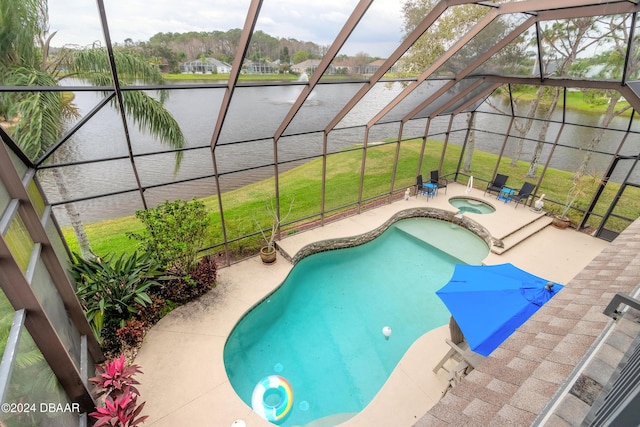 view of swimming pool with a water view, a lanai, a yard, an in ground hot tub, and a patio area