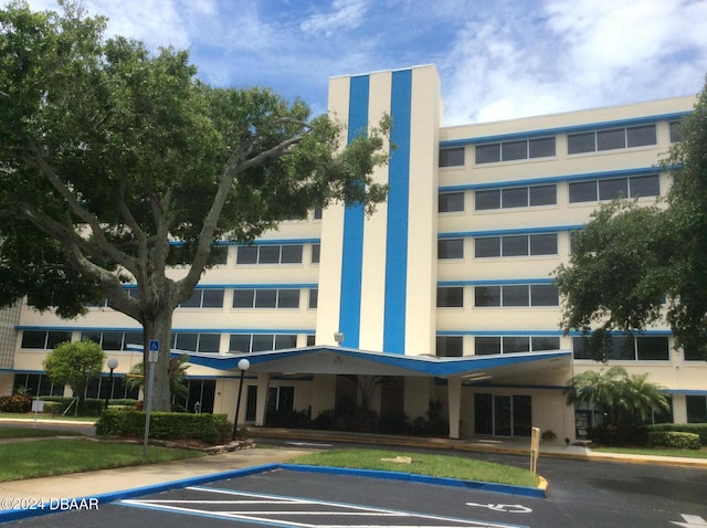 view of building exterior