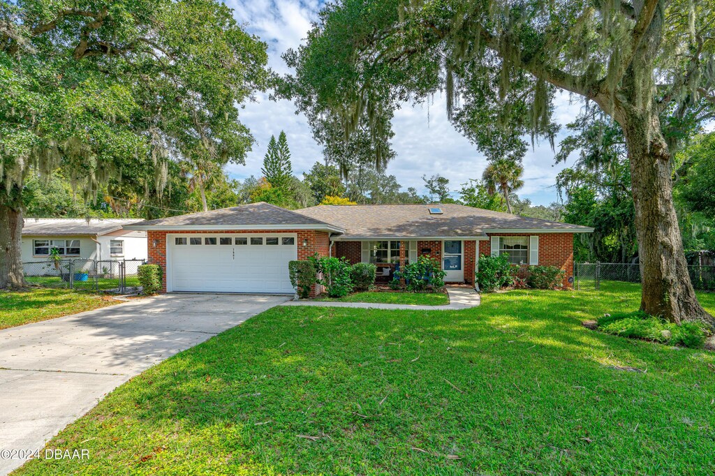 1221 Moravia Ave, Daytona Beach, FL 32117 - photo 1