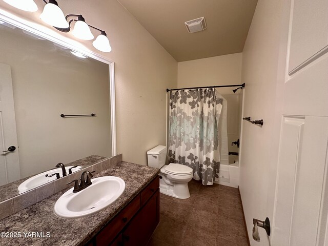 1010 S 89th Ave, Yakima, WA 98908 - full bath with toilet, vanity, shower / bathtub combination with curtain, and tile patterned flooring