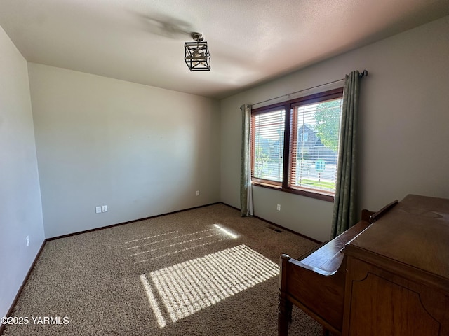 1010 S 89th Ave, Yakima, WA 98908 - unfurnished bedroom featuring carpet flooring and baseboards