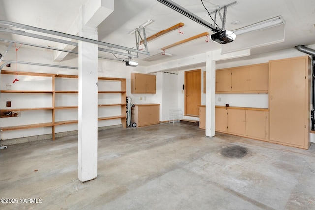 23812 21st Dr Unit Se, Bothell, WA 98021 - garage featuring a garage door opener