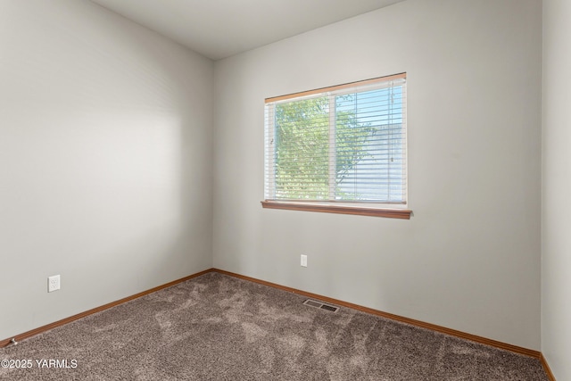 3101 Swan Ave, Yakima, WA 98902 - carpeted spare room featuring baseboards
