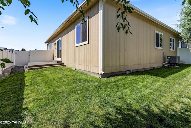 3101 Swan Ave, Yakima, WA 98902 - view of property exterior with a gate and a cooling unit