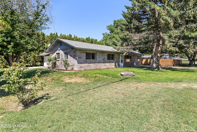 202 Pearson St, Zillah, WA 98953 - photo 1