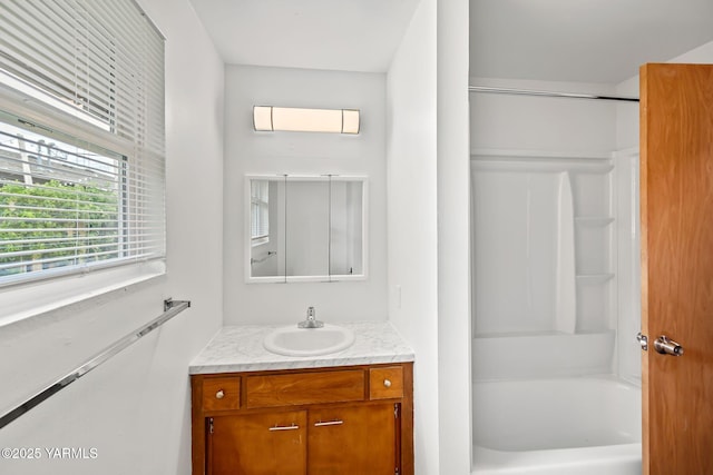 904 S 42nd Ave Unit A, B, C, D, Yakima, WA 98908 - bathroom with vanity and bathing tub / shower combination