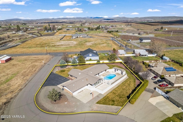 41 Alteejen Rd, Zillah, WA 98953 - bird's eye view featuring a mountain view