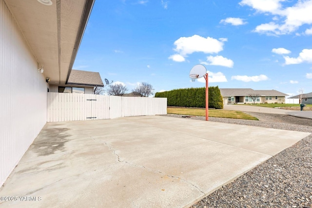 41 Alteejen Rd, Zillah, WA 98953 - view of patio / terrace with fence