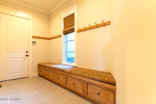 305 Mountain Shadow Pl, Yakima, WA 98908 - mudroom with crown molding