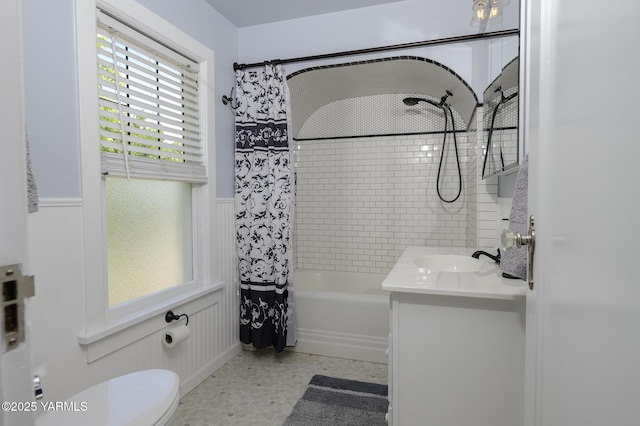 418 S 32nd Ave, Yakima, WA 98902 - full bath with a wainscoted wall, shower / bath combo, vanity, and toilet