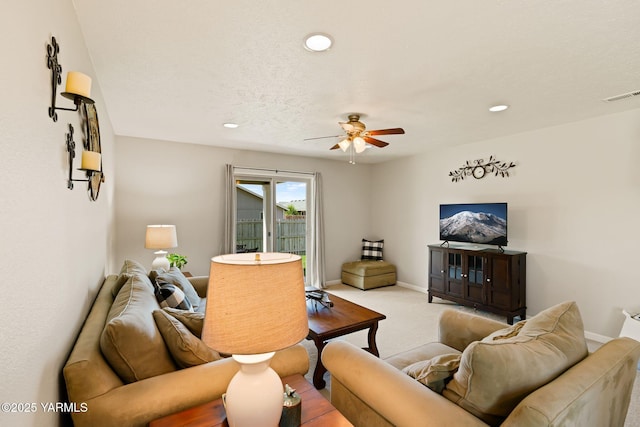 212 Golding St, Moxee, WA 98936 - living area featuring a ceiling fan, recessed lighting, and carpet flooring