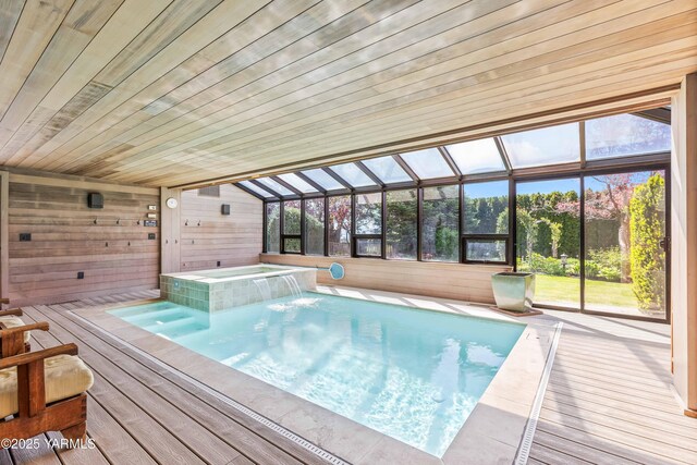 5902 Glacier Way, Yakima, WA 98908 - view of pool featuring a pool with connected hot tub and a deck