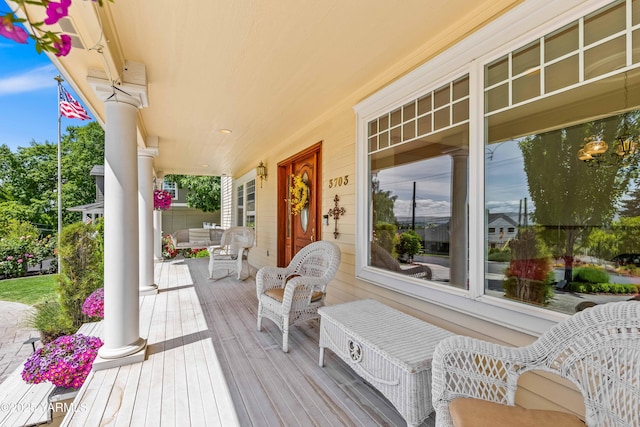 3703 W Chestnut Ave, Yakima, WA 98902 - view of wooden porch