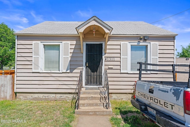 1311 W Mead Ave, Yakima, WA 98902 - bungalow-style house featuring entry steps and fence
