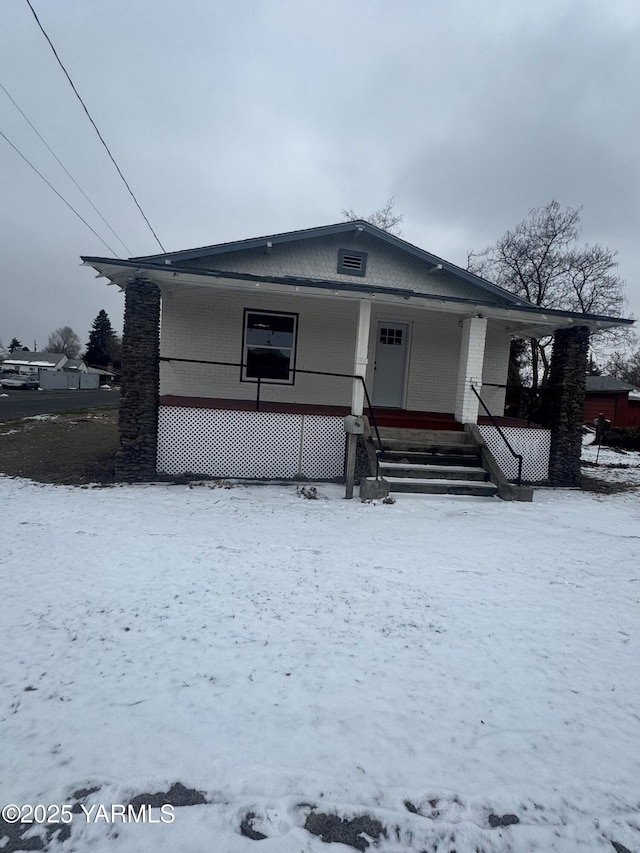 view of front of house with a porch