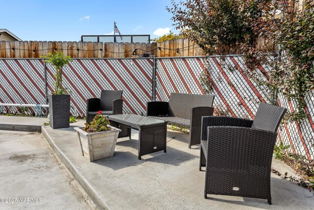 3603 Carol Ave, Yakima, WA 98902 - fenced backyard featuring a patio
