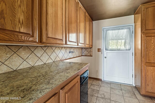 611 Ferncrest Rd, Yakima, WA 98901 - view of yard featuring a patio area