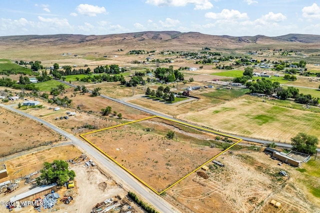 1335 Gibson Rd, Selah, WA 98942