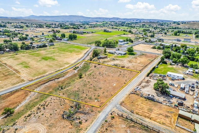 1335 Gibson Rd, Selah, WA 98942
