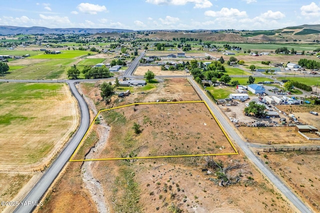 1335 Gibson Rd, Selah, WA 98942