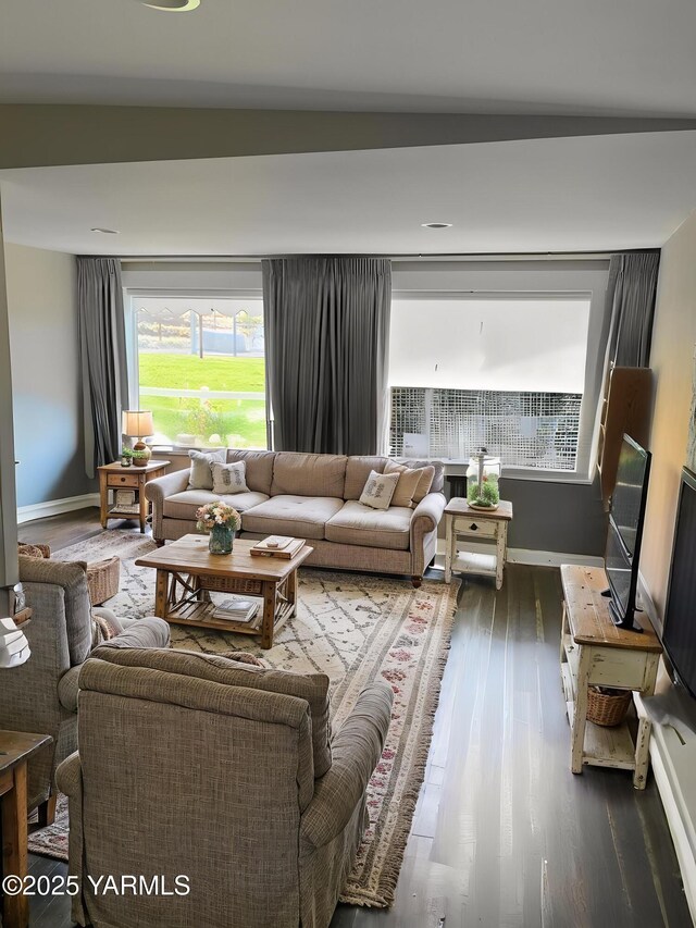 bedroom featuring carpet flooring