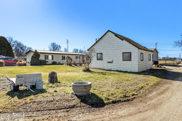 100 Gordon Ln, Wapato, WA 98951 - photo 2