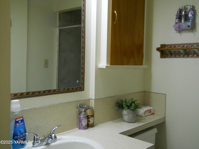 bathroom with vanity