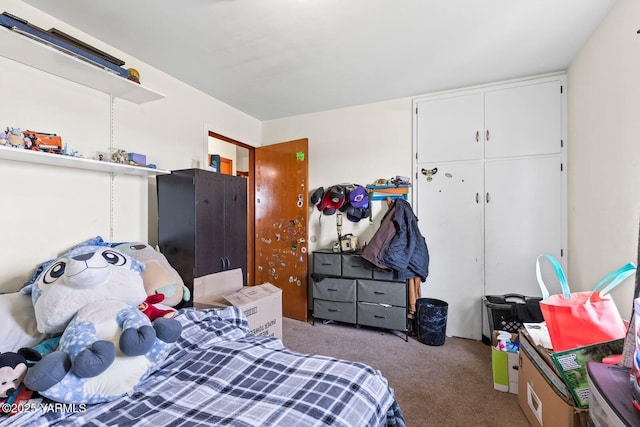 1306 S 6th Ave, Yakima, WA 98902 - carpeted bedroom with a closet