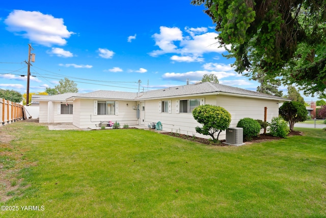 4905 Glenside Ct, Yakima, WA 98908 - view of front of property with cooling unit and a patio area