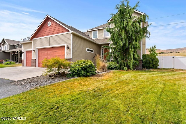 815 Trout Lake Ct, Yakima, WA 98901 - view of front of property featuring a gate, a garage, and driveway