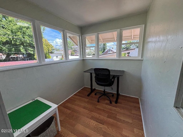 407 S 17th Ave, Yakima, WA 98902 - office space with plenty of natural light and wood finished floors