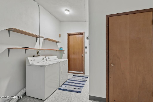 1501 W Chestnut Ave Unit 5, Yakima, WA 98902 - laundry room with washer and dryer