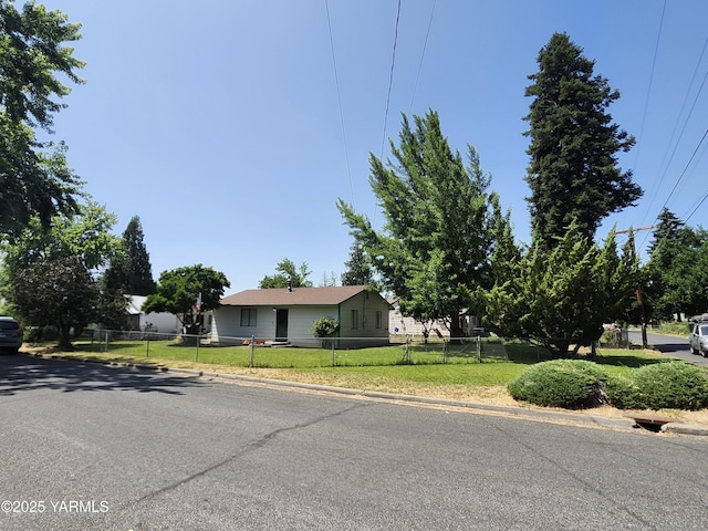 1202 W Viola Ave, Yakima, WA 98902 - view of front of house
