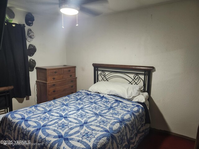 1202 W Viola Ave, Yakima, WA 98902 - bedroom featuring ceiling fan