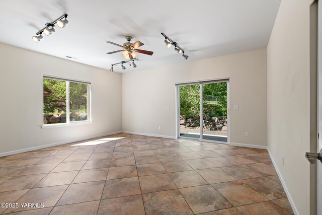 508 Pleasant Valley Rd, Yakima, WA 98908 - photo 28