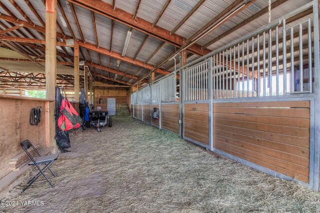 131 Latigo Ln, Yakima, WA 98901 - view of horse barn