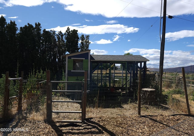 13520 Fisk Rd, Yakima, WA 98908 - view of outdoor structure