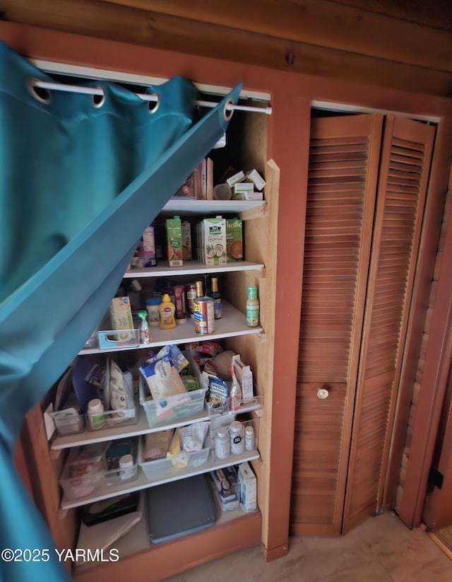 13520 Fisk Rd, Yakima, WA 98908 - view of pantry