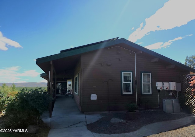 13520 Fisk Rd, Yakima, WA 98908 - view of side of home