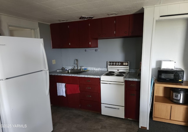 13520 Fisk Rd, Yakima, WA 98908 - kitchen featuring white appliances and a sink