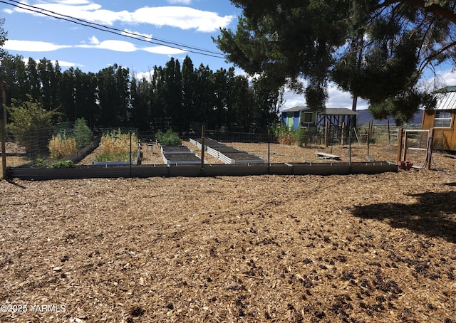 13520 Fisk Rd, Yakima, WA 98908 - view of playground featuring a garden