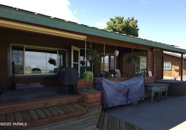 13520 Fisk Rd, Yakima, WA 98908 - deck with a hot tub and grilling area