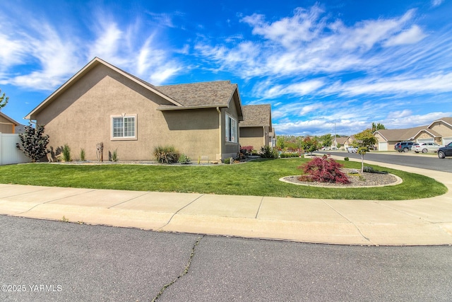 1008 S 90th Ave, Yakima, WA 98908 - view of side of home with stucco siding