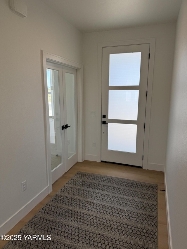 202 E Ian Ave, Ellensburg, WA 98926 - entryway with light wood-style floors