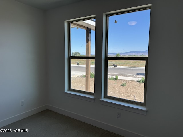 202 E Ian Ave, Ellensburg, WA 98926 - carpeted empty room with healthy amount of natural light